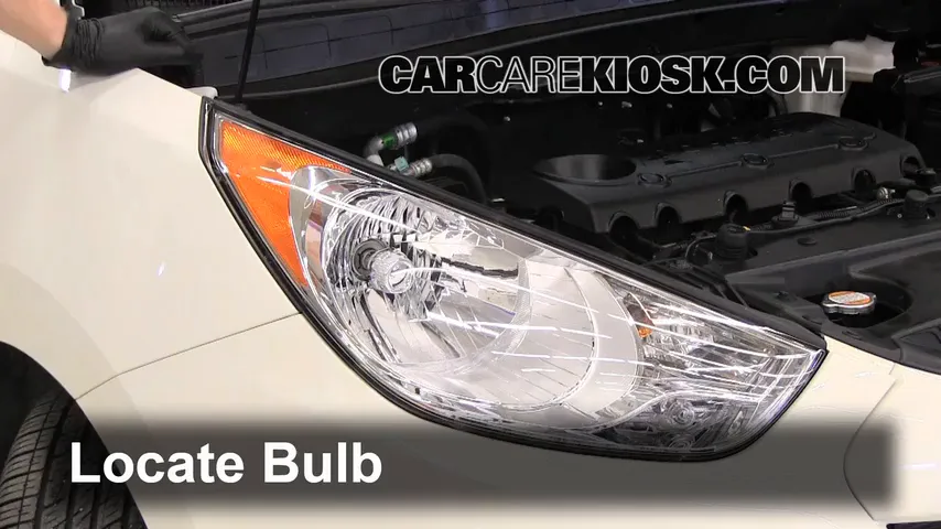 2012 Hyundai Tucson Limited 2.4L 4 Cyl. Lights Headlight (replace bulb)